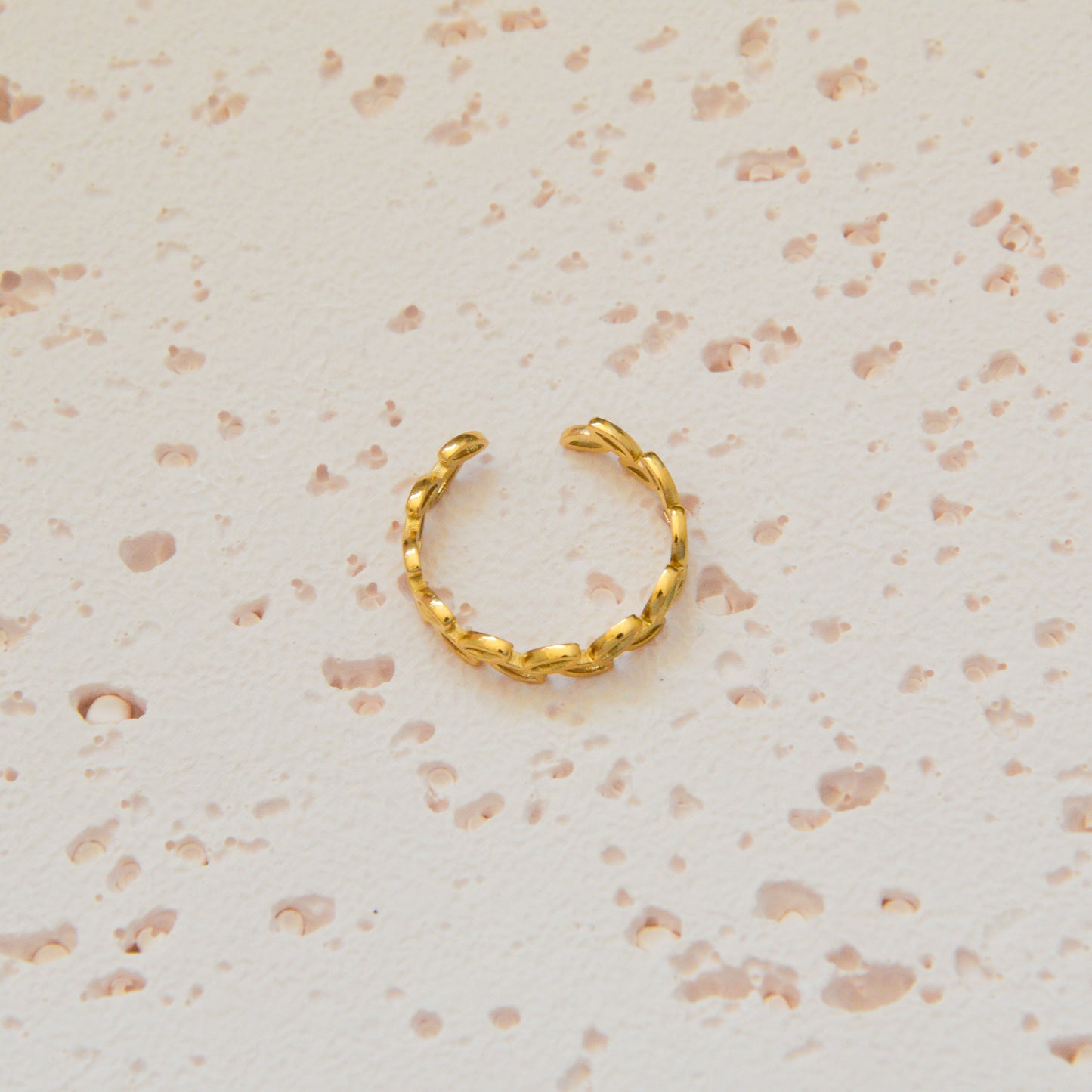 Amelia Ring